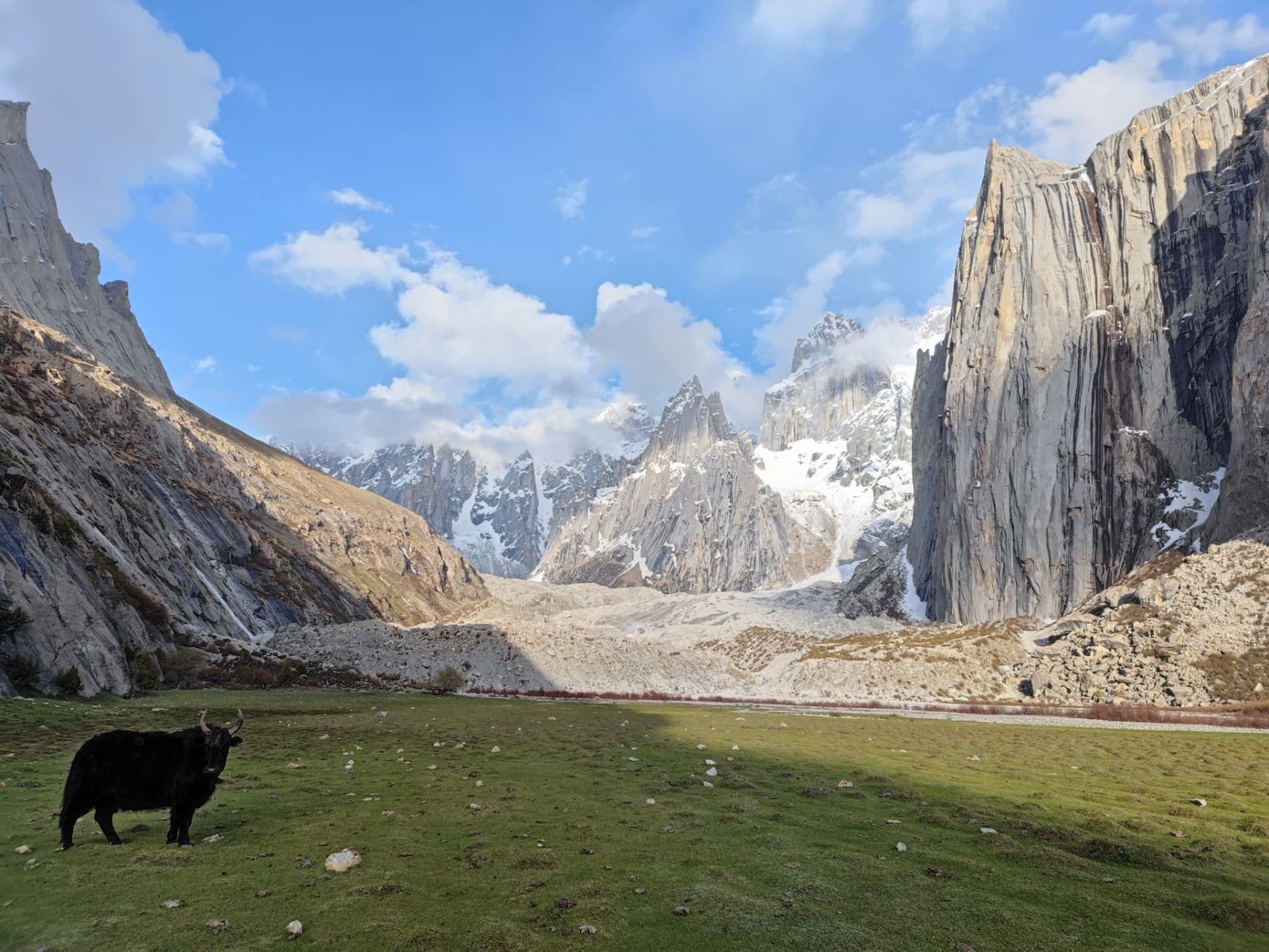 Nangma Valley Trek – The Yosemite of Pakistan